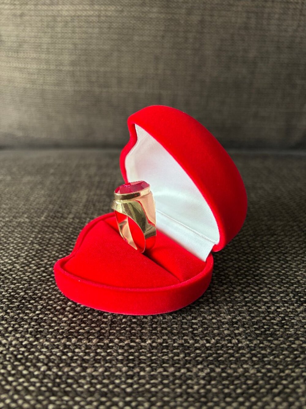 Solid 14K Gold Oval Ruby Majesty Ring